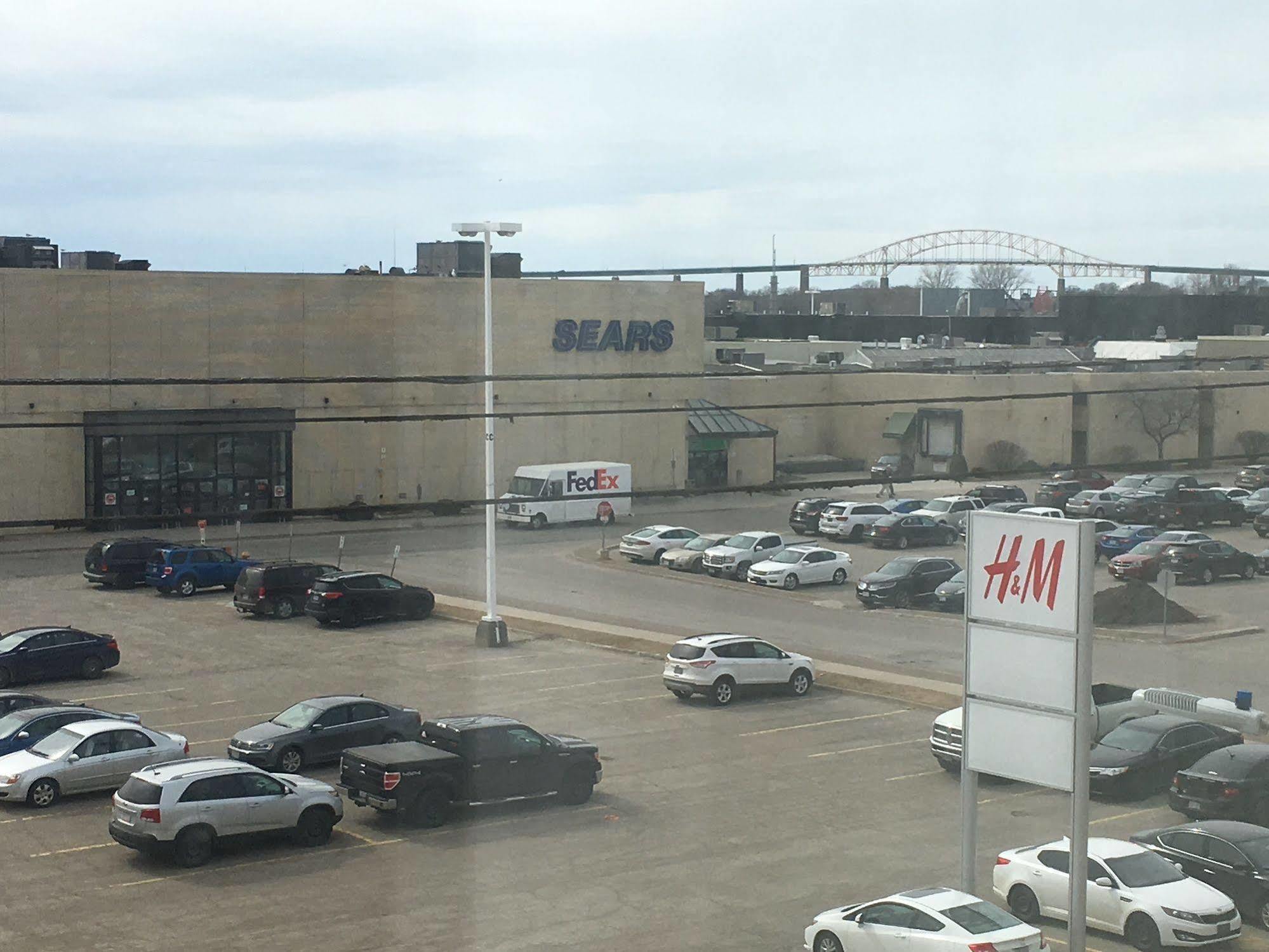 Days Inn & Suites By Wyndham Sault Ste. Marie On Exterior foto